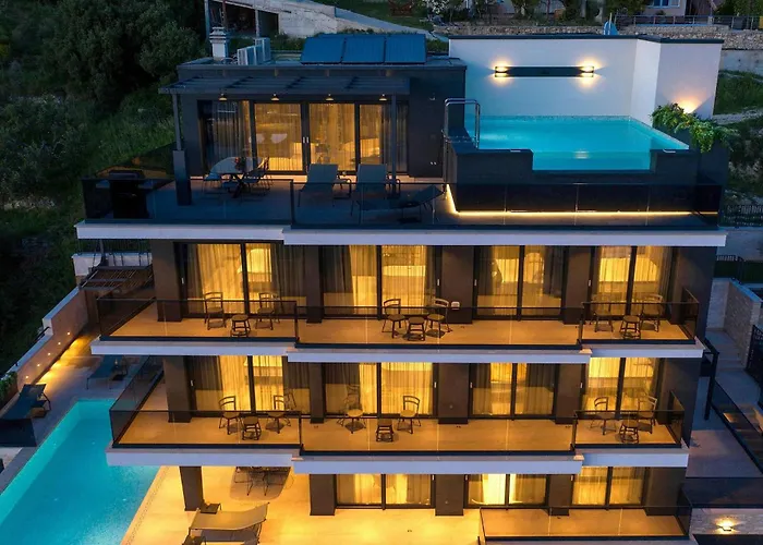 Rhapsody 2 Aurelia 2