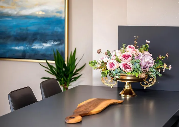 Rhapsody 2 Aurelia 2 Makarska