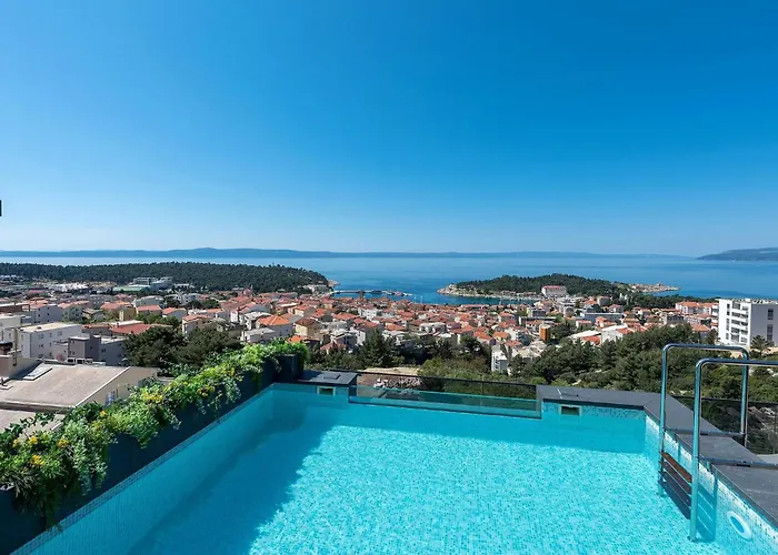 Rhapsody 2 Aurelia 2