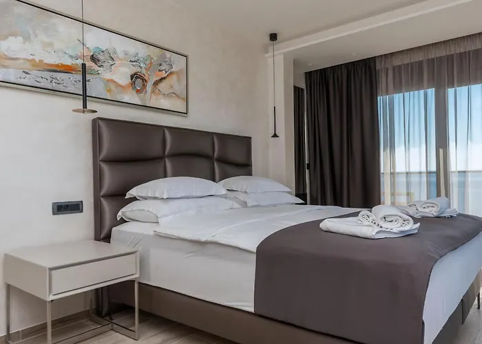 Rhapsody 2 Aurelia 2 Nyaraló Makarska