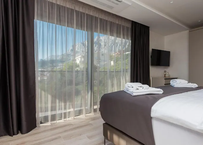 Rhapsody 2 Aurelia 2 Tatil Evi