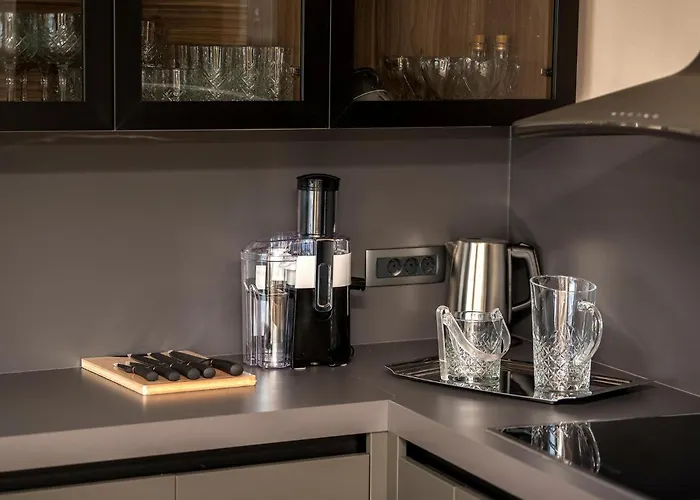 Rhapsody 2 Aurelia 2 Makarska