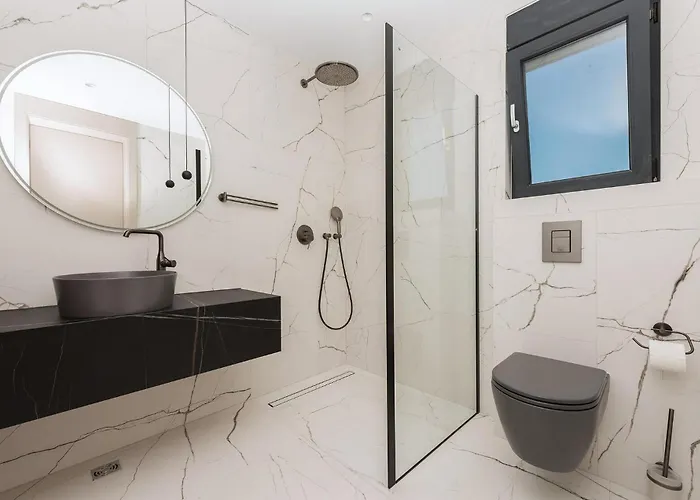 Rhapsody 2 Aurelia 2 Feriehus *